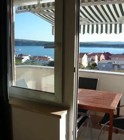 Apartament Nette Mit Whirlpool Und Garten *
