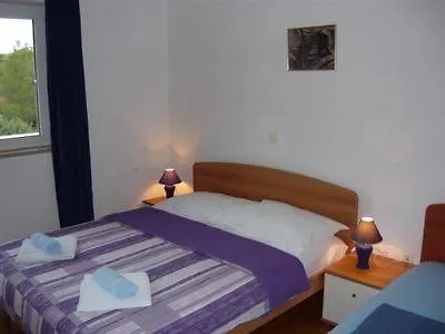 Nette Mit Whirlpool Und Garten Apartament *